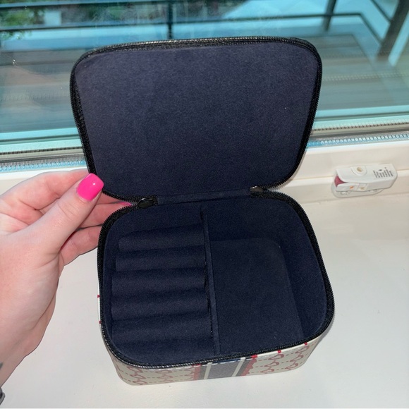 Brighton BE BEAUTIFUL Jewelry Case Leather - Picture 3 of 3